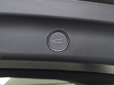 2024 Tesla MODEL Y — миниатюра 36