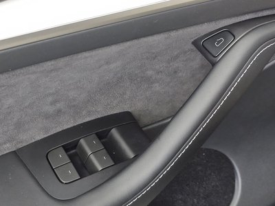 2024 Tesla MODEL Y — миниатюра 32