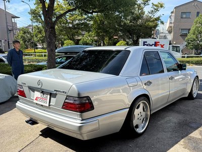 MERCEDES-BENZ E-CLASS - 5