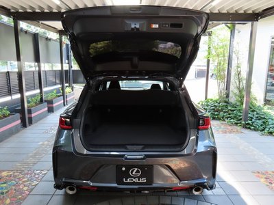 2025 Lexus LBX — миниатюра 80