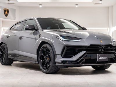 LAMBORGHINI URUS - 1