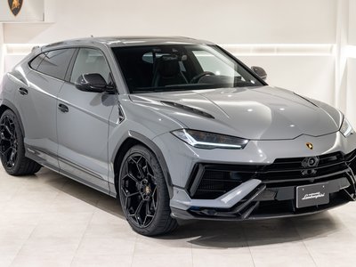 LAMBORGHINI URUS - 3