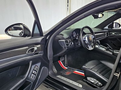 PORSCHE PANAMERA - 10