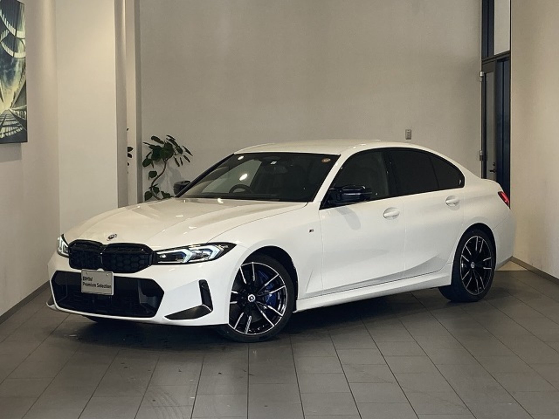 BMW 3 SERIES - View 1