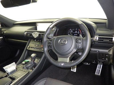 LEXUS RC - 8