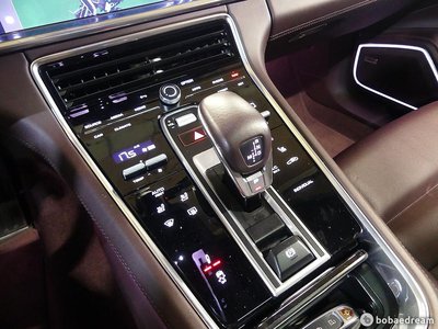 PORSCHE PANAMERA - 9
