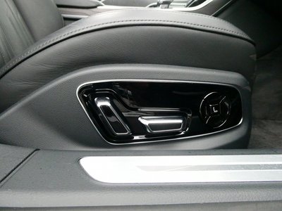 صورة مصغرة 11 لـ 2023 AUDI A8