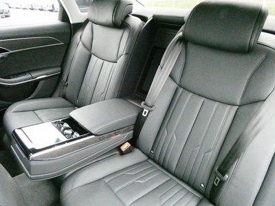صورة مصغرة 18 لـ 2023 AUDI A8