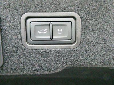صورة مصغرة 20 لـ 2023 AUDI A8