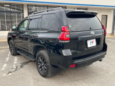 2023 Toyota LAND CRUISER PRADO — миниатюра 32