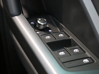 2025 AUDI Q3 缩略图 24
