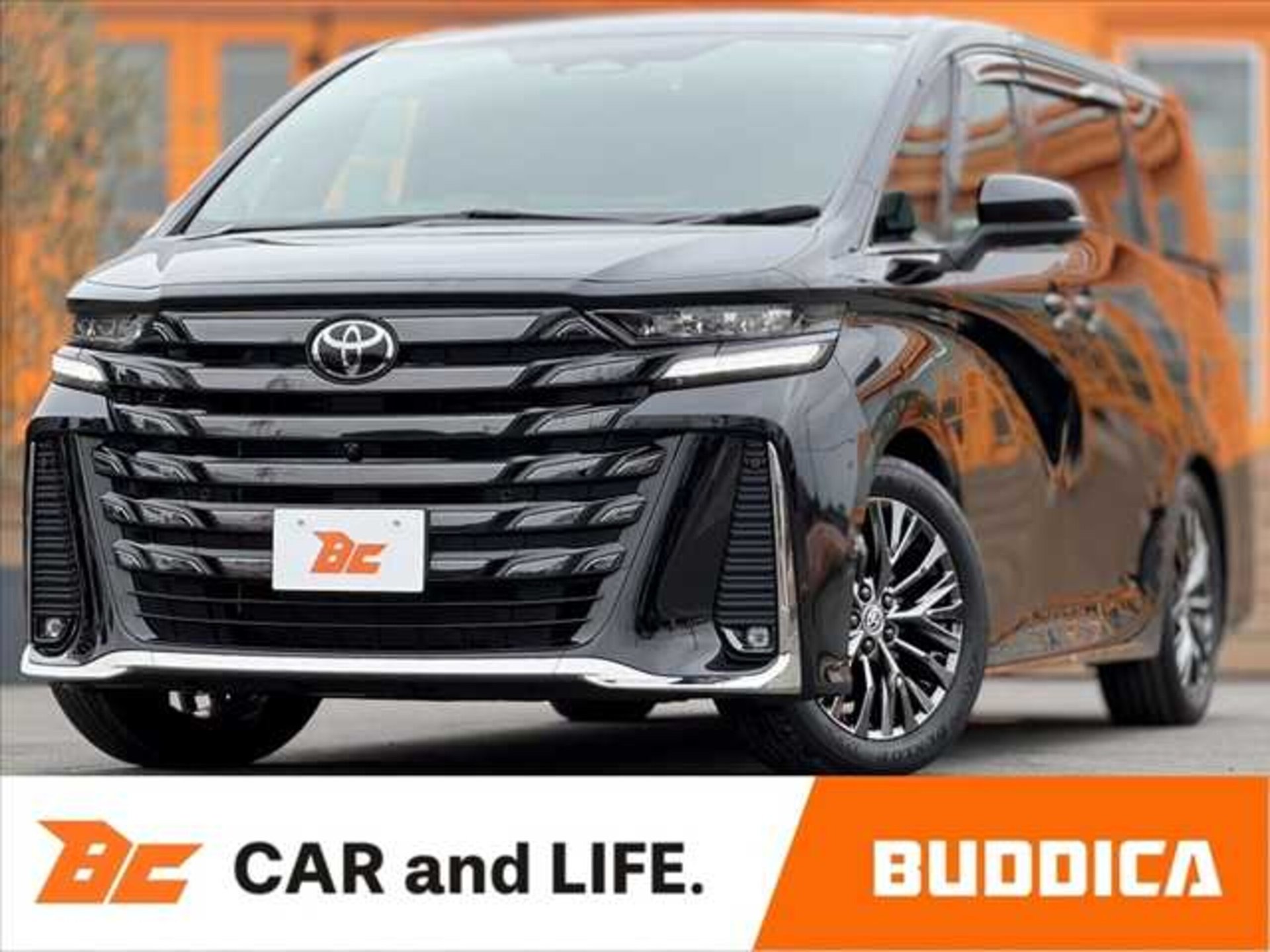 TOYOTA VELLFIRE - View 1