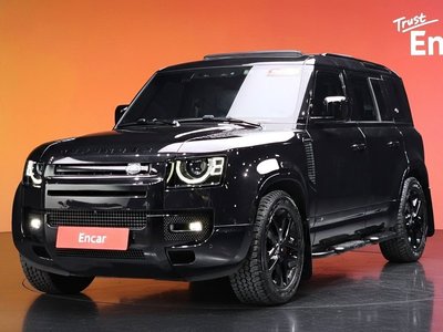 LAND ROVER DEFENDER - 1