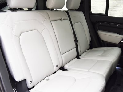 2025 LAND Rover DEFENDER — миниатюра 22