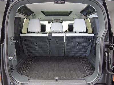2025 LAND Rover DEFENDER — миниатюра 27