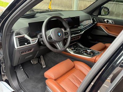 2025 BMW X7 照片 8