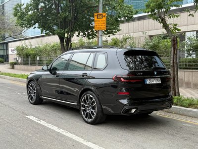2025 BMW X7 照片 3