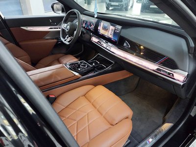 صورة مصغرة 13 لـ 2024 BMW 7 SERIES