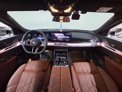 صورة 5 لـ 2024 BMW 7 SERIES