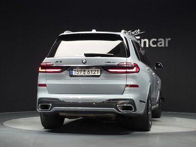 صورة 4 لـ 2024 BMW X7