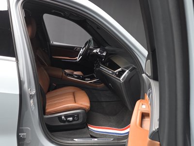 2024 BMW X7 缩略图 17