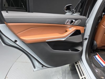 2024 BMW X7 缩略图 15