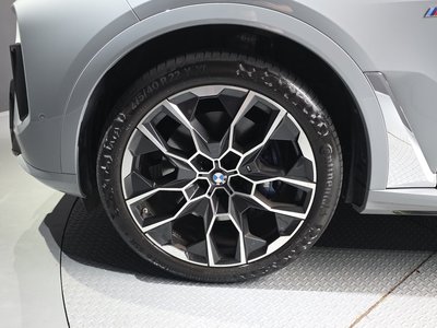 صورة 6 لـ 2024 BMW X7