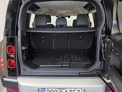 2021 LAND Rover DEFENDER thumbnail 26