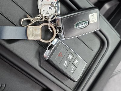 2021 LAND Rover DEFENDER thumbnail 29