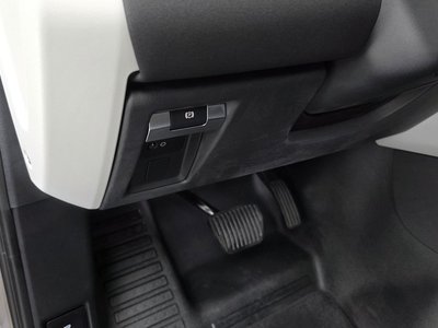 2021 LAND Rover DEFENDER thumbnail 24