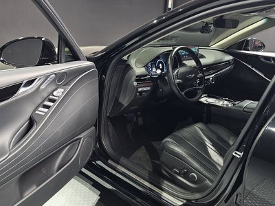 GENESIS G80 (RG3) - 10
