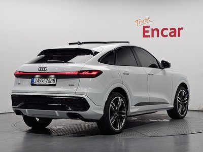 2025 AUDI Q5 photo 4