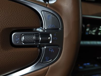 2023 Genesis GV70 thumbnail 21