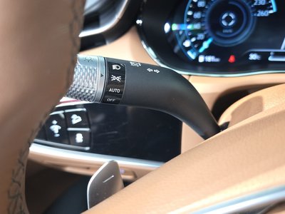 2023 Genesis GV70 thumbnail 26