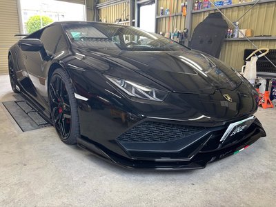 LAMBORGHINI HURACAN - 1