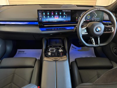 BMW 5 SERIES TOURING - 8