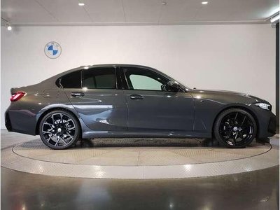 صورة 5 لـ 2022 BMW 3 SERIES