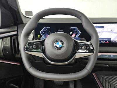 2025 BMW X3 thumbnail 19