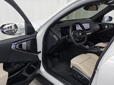 2025 BMW X3 thumbnail 13
