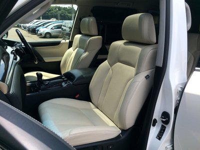 صورة مصغرة 13 لـ 2018 Lexus LX