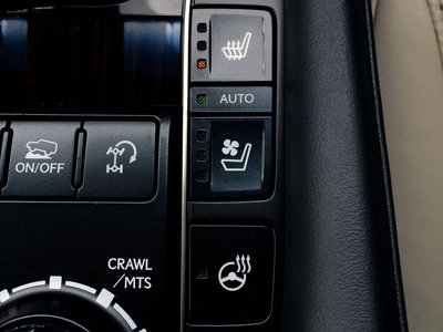 صورة مصغرة 19 لـ 2018 Lexus LX