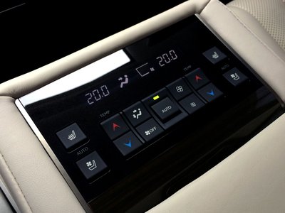 صورة مصغرة 18 لـ 2018 Lexus LX