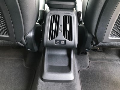 2023 BMW X1 缩略图 23