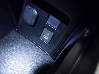 صورة مصغرة 29 لـ 2025 Toyota CROWN CROSSOVER