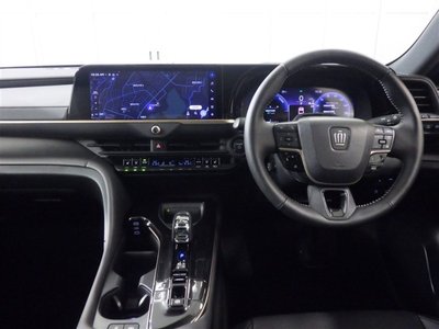 صورة مصغرة 32 لـ 2025 Toyota CROWN CROSSOVER