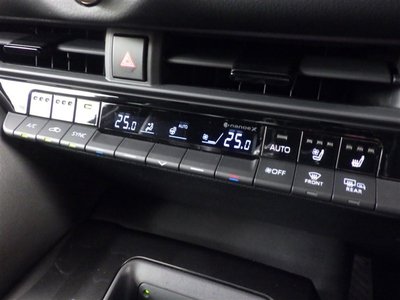 صورة مصغرة 23 لـ 2025 Toyota CROWN CROSSOVER