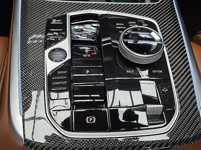 BMW X7 - 9