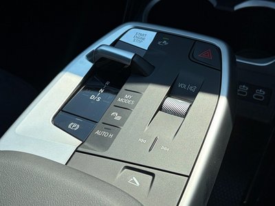 2025 BMW X1 — миниатюра 46