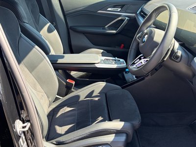 2025 BMW X1 — миниатюра 25