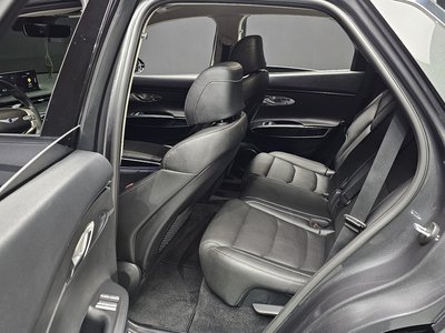 2021 Genesis GV70 — миниатюра 12